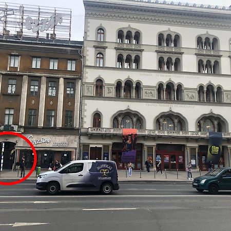 Szuper kis designlakás Budapest szívében Esterno foto