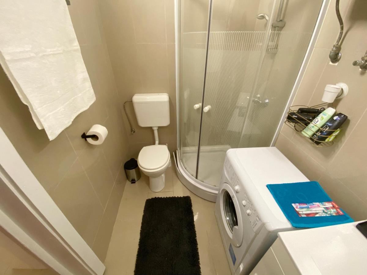 Szuper kis designlakás Budapest szívében Esterno foto